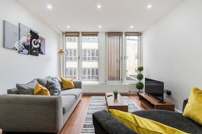 Host Stay Maple Court