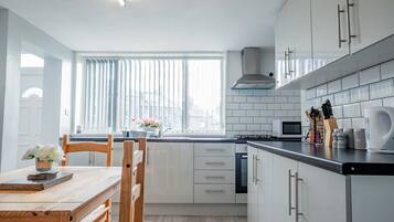 5 bedrooms, Internet