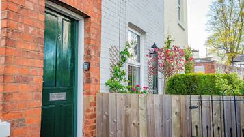 House | 2 bedrooms, Internet