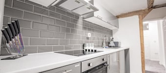 Host Stay New Street Dwelling