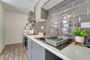 Apartment | 2 bedrooms, desk, Internet - Host Stay New Street Residence (Worcester)