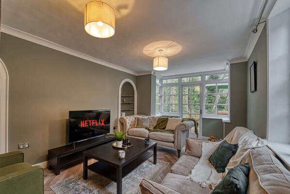 ハウス | 3 室のベッドルーム、インターネットアクセス