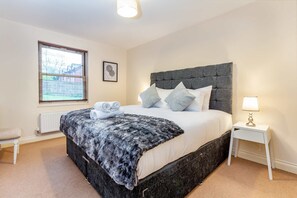 Apartment | 2 bedrooms, desk, Internet - Host Stay Hillbrook House Apartment (Malvern)