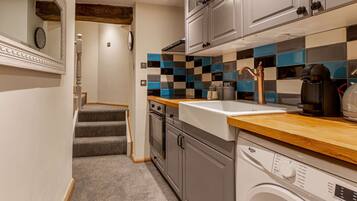 Apartment | 2 bedrooms, Internet