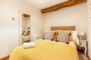 Apartment | 2 bedrooms, Internet - Host Stay Merchant House Basement (Hereford)