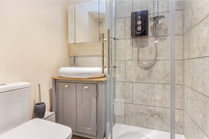 Apartment | 2 bedrooms, Internet