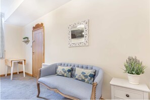 Apartment | 2 bedrooms, Internet