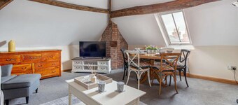 Host Stay Merchant House Penthouse