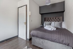 Apartment | 1 bedroom, Internet - Host Stay New Street Accommodation (Worcester)