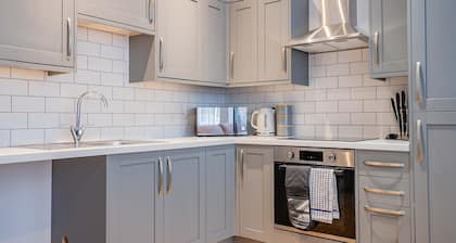 Host Stay Foley House Flat