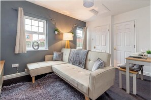 1 habitación, escritorio y acceso a internet 