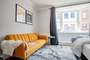 Apartment | 1 bedroom, Internet - Host Stay Bridge Street Apartment (Evesham)