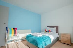 4 bedrooms, Internet - Host Stay Lechlade (Birmingham)