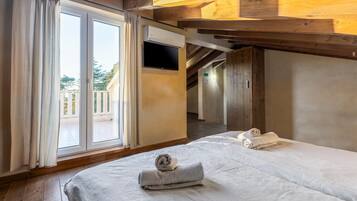 6 slaapkamers, een strijkplank/strijkijzer, reisbedje, gratis wifi