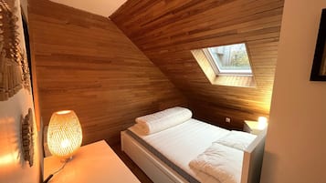 House | 5 bedrooms, individually furnished