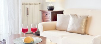 Casa Francy by Ca-sa Check