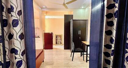 Cozy 2-bedroom apartment in enjoyable Jaipur with fitness room, WiFi