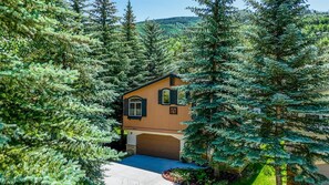 Exterior - Gore Creek Alpine Chalet (Vail)