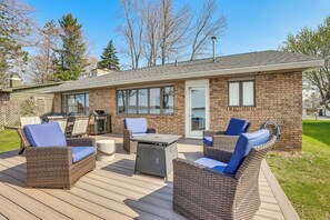 House (3 Bedrooms) | Interior - Dock & Views: Lake Mitchell Home in Cadillac! (Cadillac)