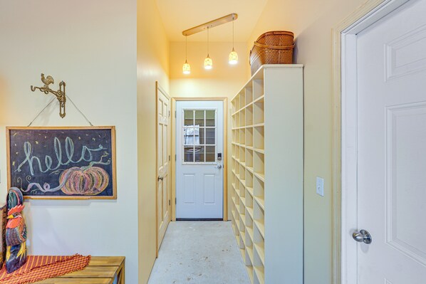 Apartment (1 Bedroom) | Interior