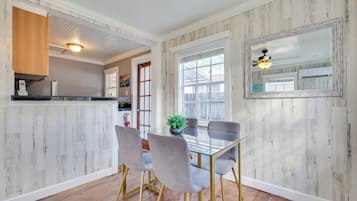 House (1 Bedroom) | Interior