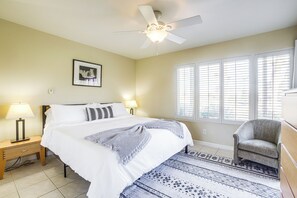 Apartment (2 Bedrooms) | Interior - Games, Grill & Golf Course View: Palm Desert Gem! (Palm Desert)