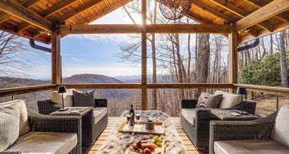 5 Mi to Dtwn: Pet-friendly Gem in Blowing Rock!