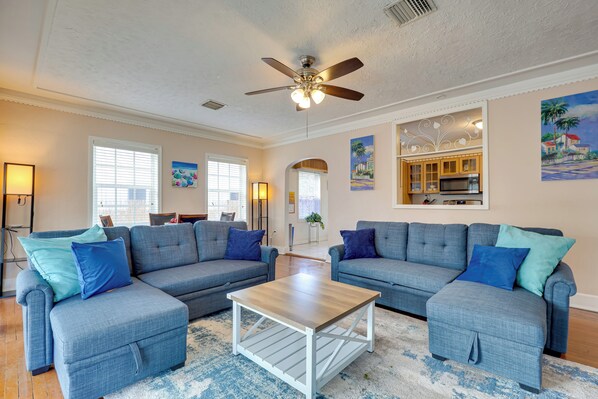 House (2 Bedrooms) | Interior - House w/ Shared Pool Access: 4 Mi to Beaches! (Fort Lauderdale)