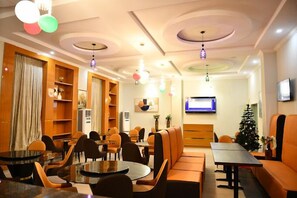 Restaurant - HOUSE 10 SHORTLET  (Abuja)