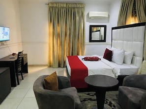 Deluxe Apartment, Balcony, City View