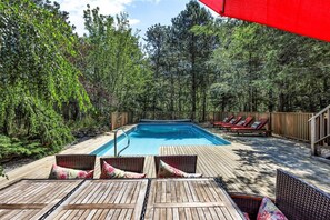 Et oppvarmet basseng