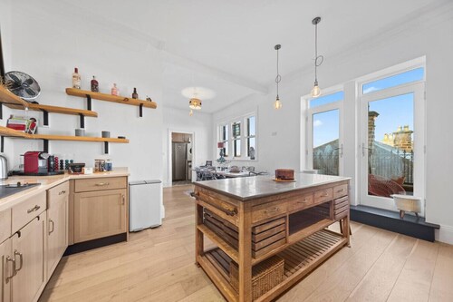 Beautiful Harrogate Triplex Apartment