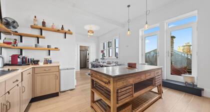 Beautiful Harrogate Triplex Apartment