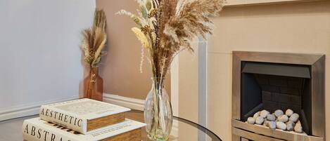 Apartment | 2 bedrooms, desk