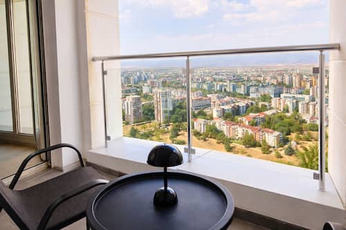 Deluxe-Apartment, Balkon, Stadtblick | Blick auf die Stadt