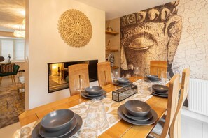 4 bedrooms