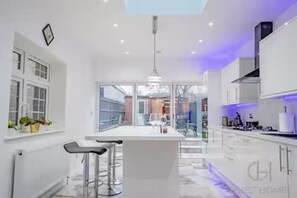 House | 3 bedrooms, Internet - Host Stay Broadland House (Southampton)