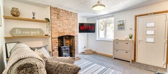 Host Stay London Road Cottage