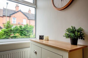 House | 3 bedrooms, Internet - Host Stay Mayfield House (Ashbourne)