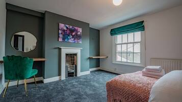 House | 5 bedrooms, Internet