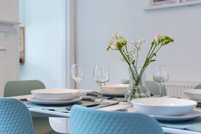 Host Stay Caversham Westfield House