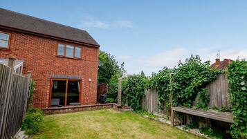 2 bedrooms, Internet