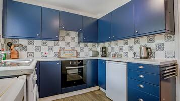 House | 2 bedrooms, Internet