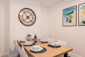 House | 4 bedrooms, Internet - Host Stay The Haven at Church Road (Great Yarmouth)