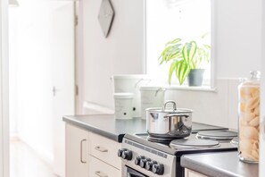 House | 4 bedrooms, Internet - Host Stay The Haven at Church Road (Great Yarmouth)