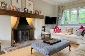 House | 5 bedrooms - Host Stay Upper House (Tenbury Wells)