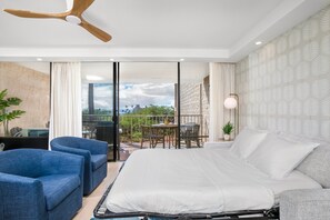 1 bedroom, iron/ironing board, free WiFi, bed sheets - Renovated 1BR in Ali'i Kai with Split AC & Parking (Kihei)