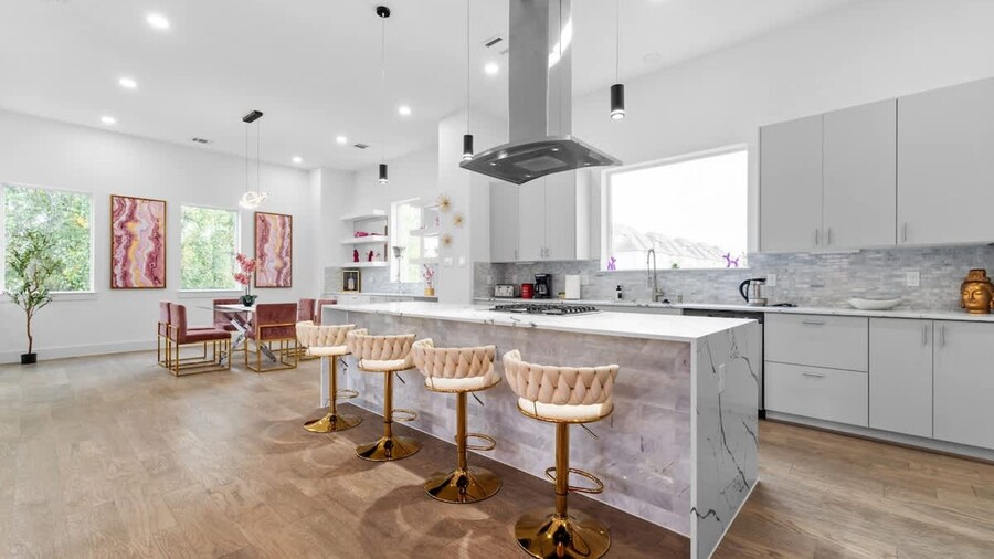 Downtown Houston 3BR Bachelorette Escape