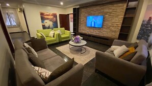 Unclassified image, 2 of 31, button - Okin Apartment  (Lagos)