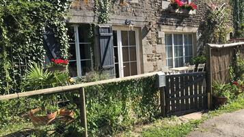 Enceinte de lâhĂ©bergement